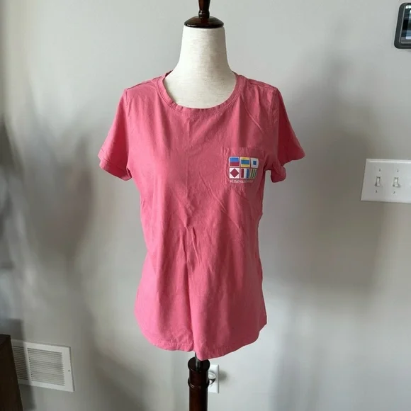 Vineyard Vines “Flags” Graphic Front Pocket Fitted Tee Shirt - Salmon Pink - Picture 3 of 7
